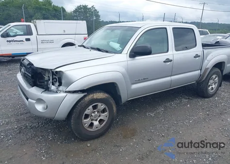 2011 Toyota Tacoma Prerunner V6 из США, поврежденный, VIN 5TFJU4GN8BX009654